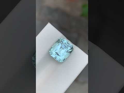 5.85 Carats Natural Loose Aquamarine Pakistani Gemstone