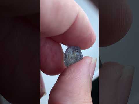 5.85 Carats Blue Facet Grade Natural Sapphire