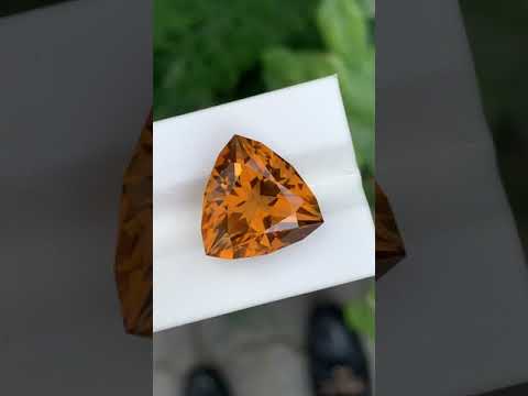 15.25 Carats Natural Loose Citrine Trilliant Shape